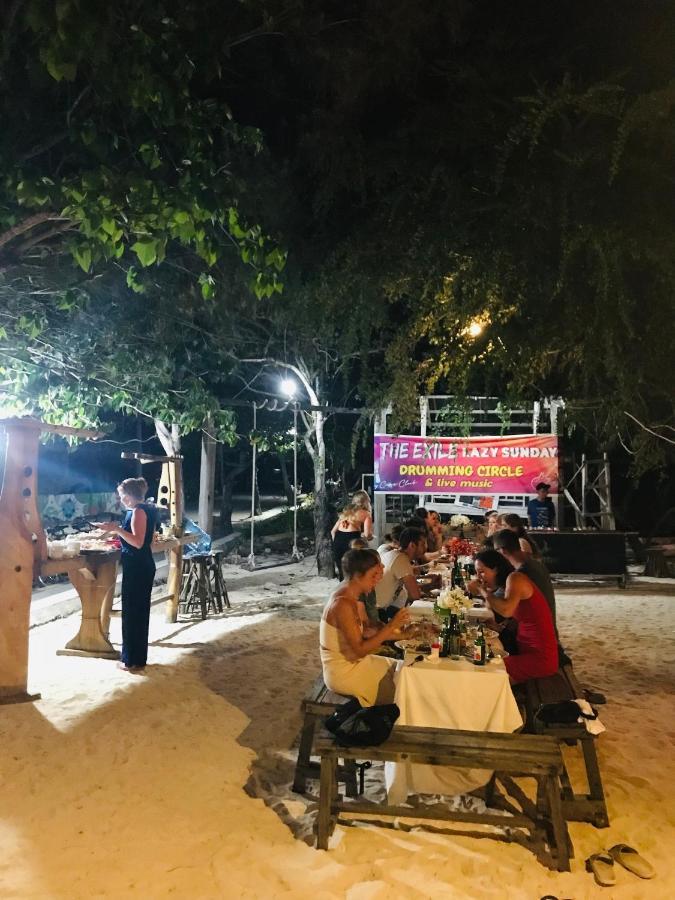 The Exile Sunset Bar & Bungalow Gili Trawangan Buitenkant foto